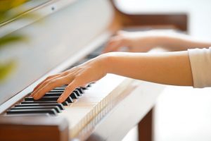 小学生からのピアノレッスン/愛知県稲沢市みずのゆうこピアノとリトミック教室